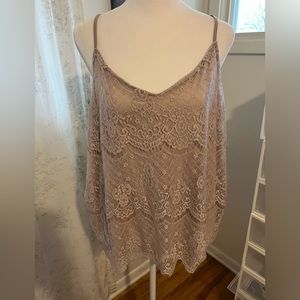 Maurice’s lace tank top in a size XL